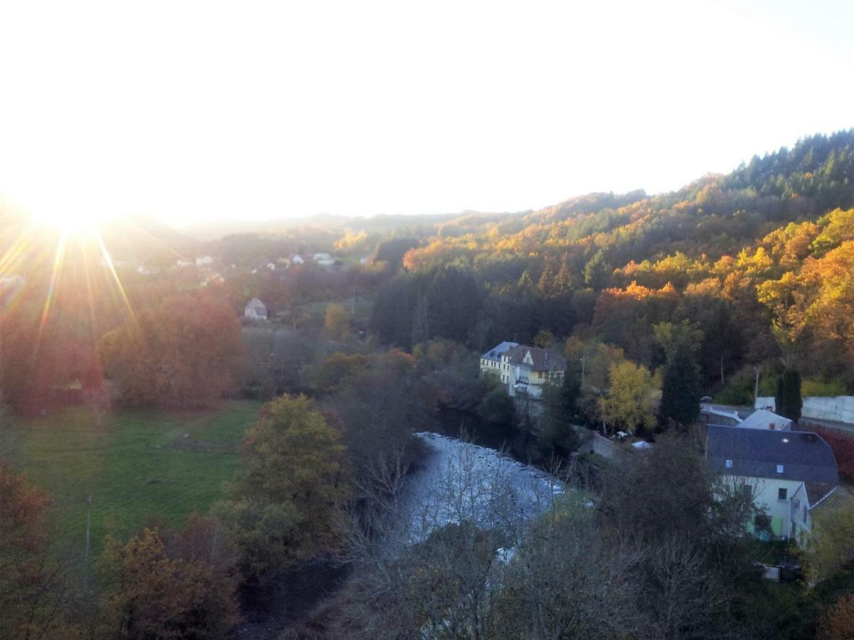 Moulin De La Fayolle Panzió Blot-l'Église Kültér fotó
